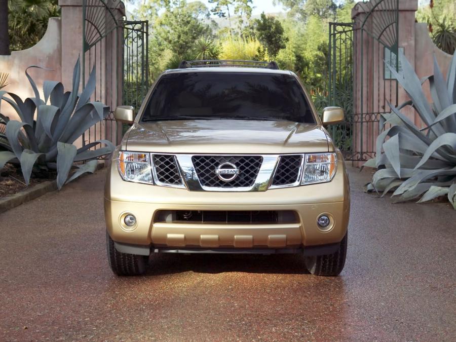  Nissan Pathfinder 2005 года  (фото 8 из 24)